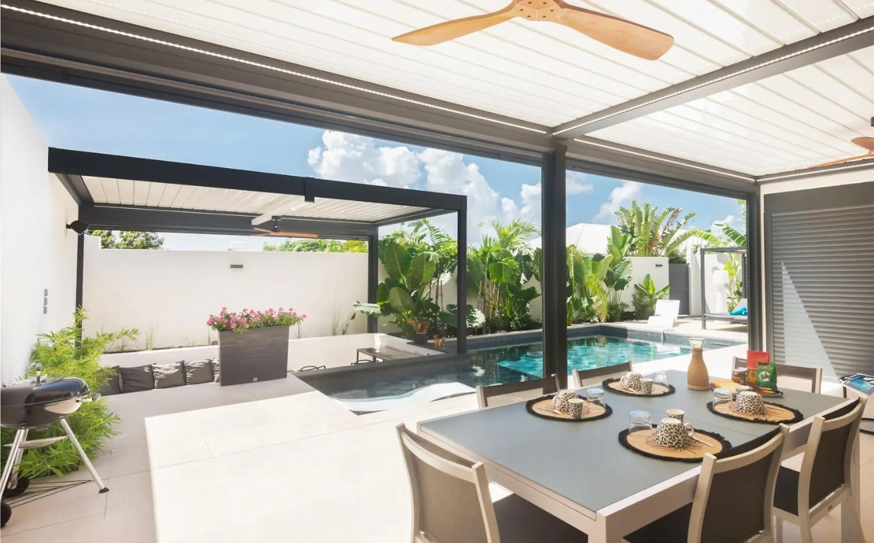 Lagon Paradis - 6 Villas Individuelles Avec Piscine Ou Jacuzzi - Loc Voiture Cabriolet Ou Suv Ле-Гозье 0*,
