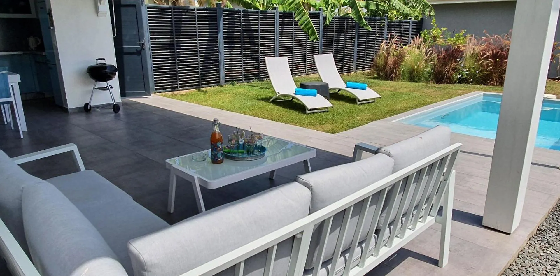 Lagon Paradis - 6 Villas Individuelles Avec Piscine Ou Jacuzzi - Loc Voiture Cabriolet Ou Suv Ле-Гозье 0*,