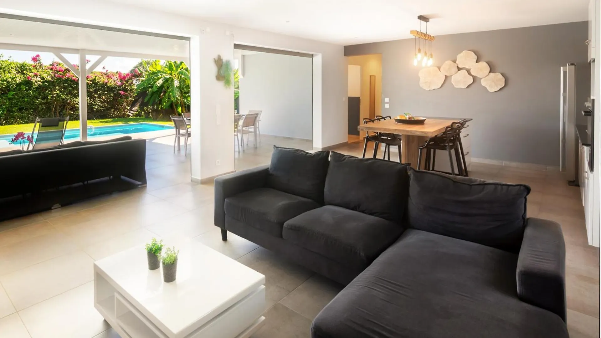 Lagon Paradis - 6 Villas Individuelles Avec Piscine Ou Jacuzzi - Loc Voiture Cabriolet Ou Suv Le Gosier  Le Gosier (Grande-Terre)